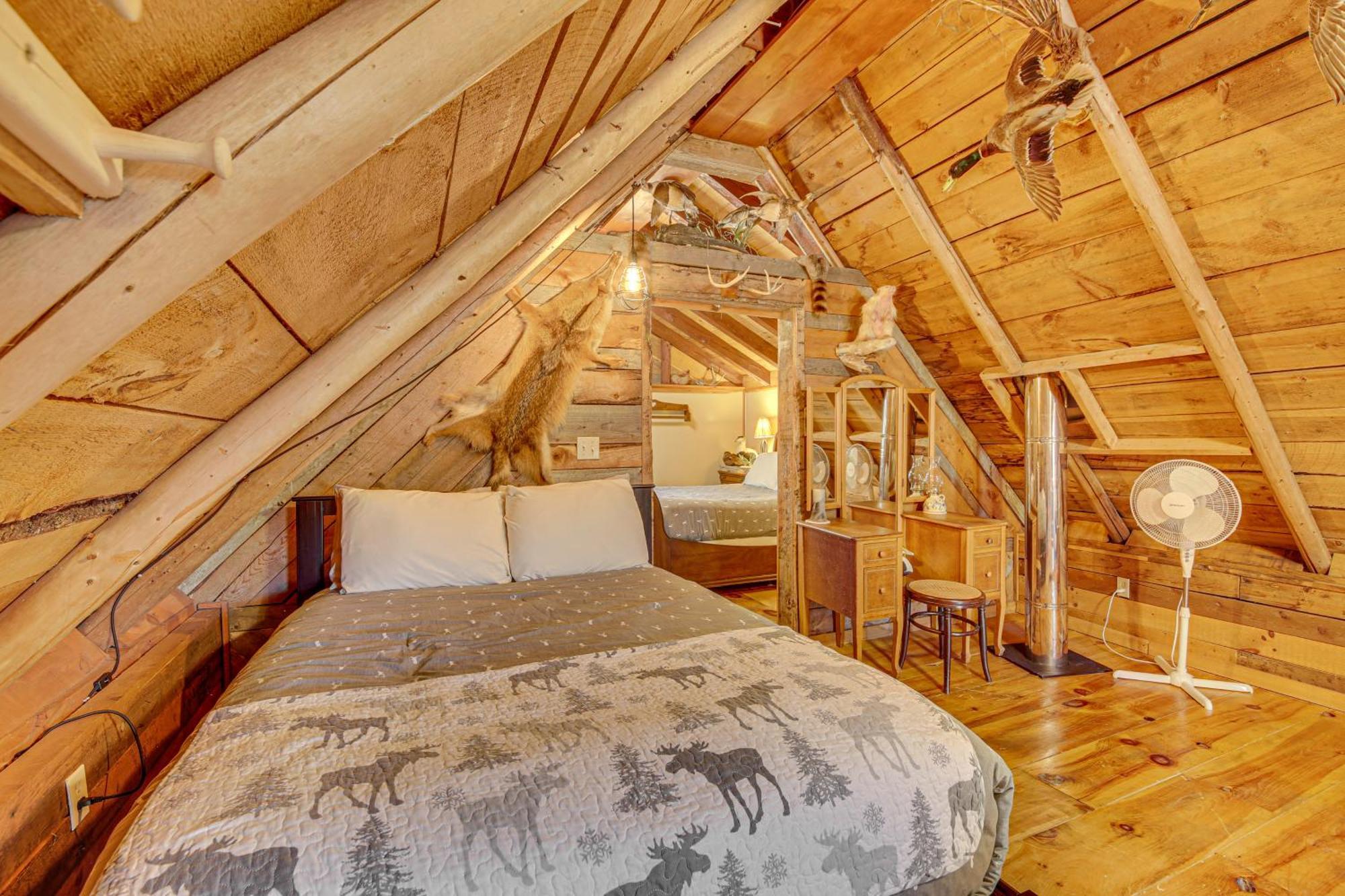 Rustic Searsport Cabin Loft And Sunroom On 10 Acres Extérieur photo