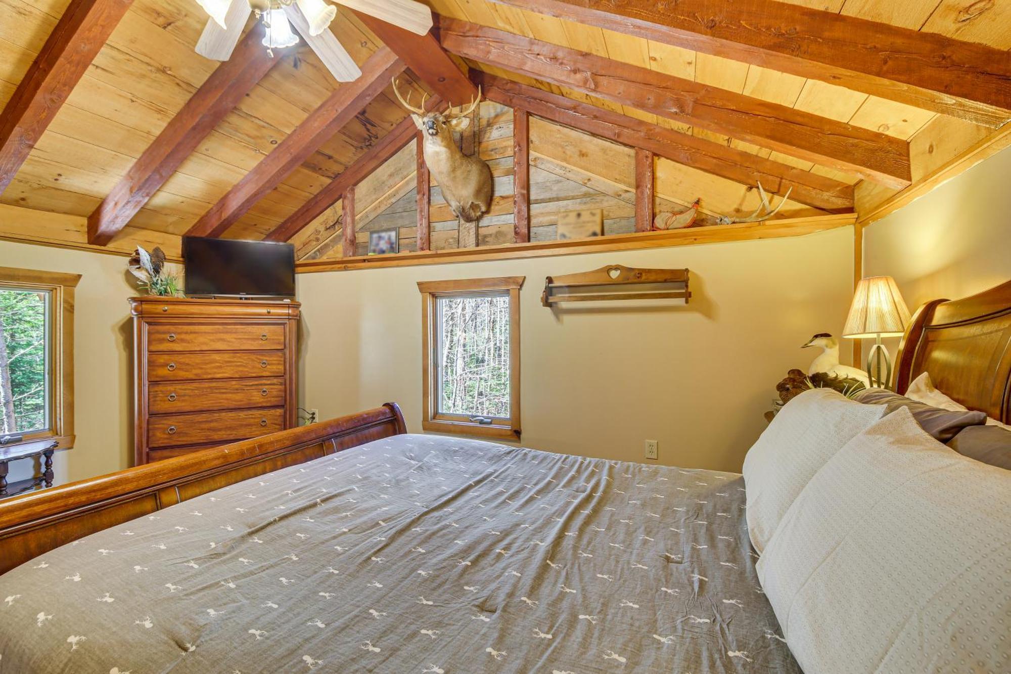 Rustic Searsport Cabin Loft And Sunroom On 10 Acres Extérieur photo