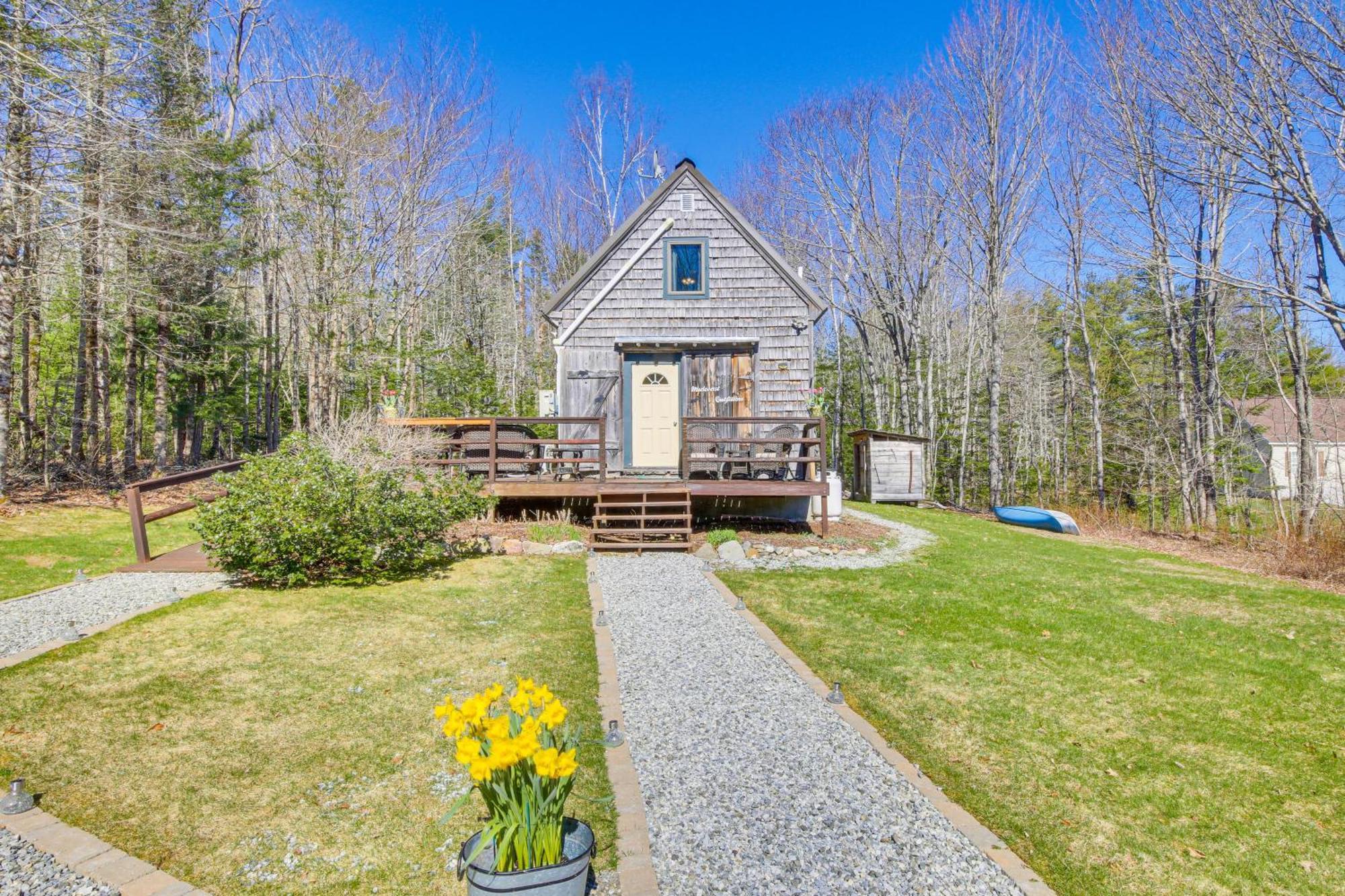 Rustic Searsport Cabin Loft And Sunroom On 10 Acres Extérieur photo
