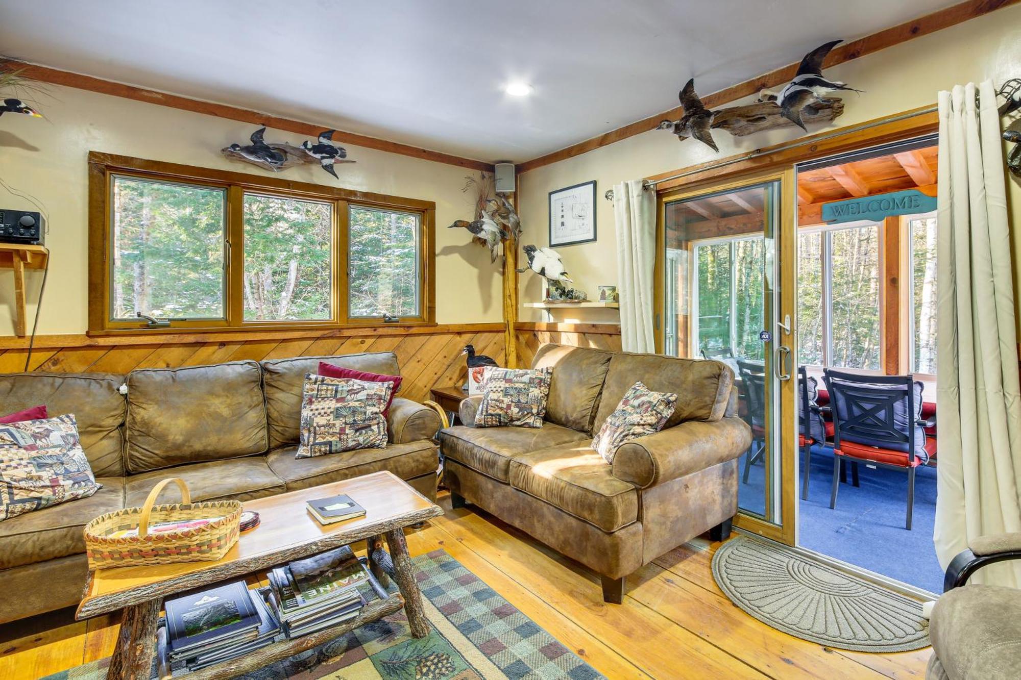 Rustic Searsport Cabin Loft And Sunroom On 10 Acres Extérieur photo