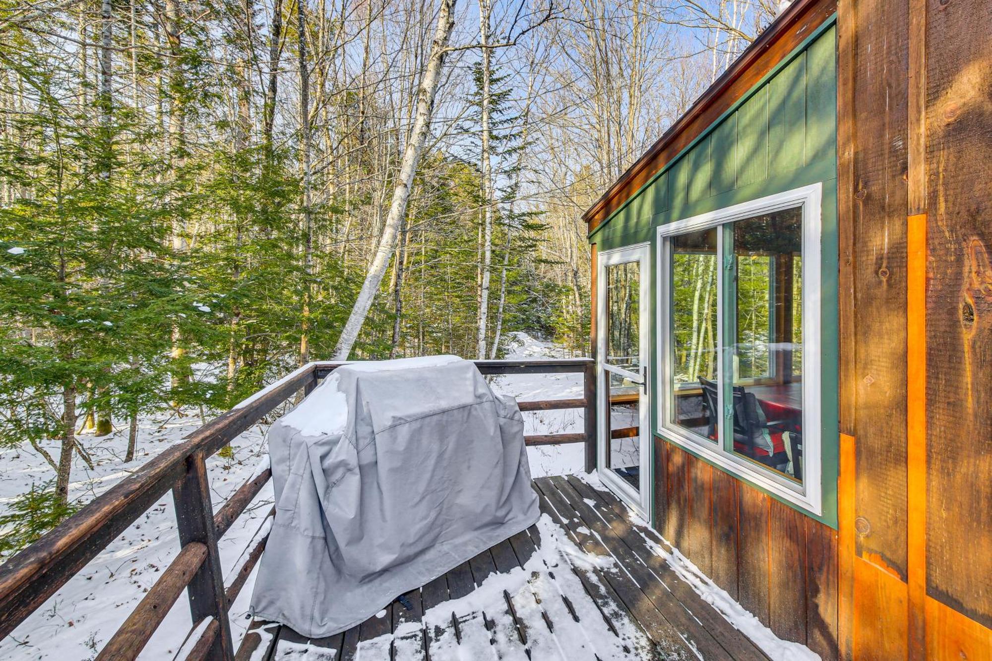 Rustic Searsport Cabin Loft And Sunroom On 10 Acres Extérieur photo